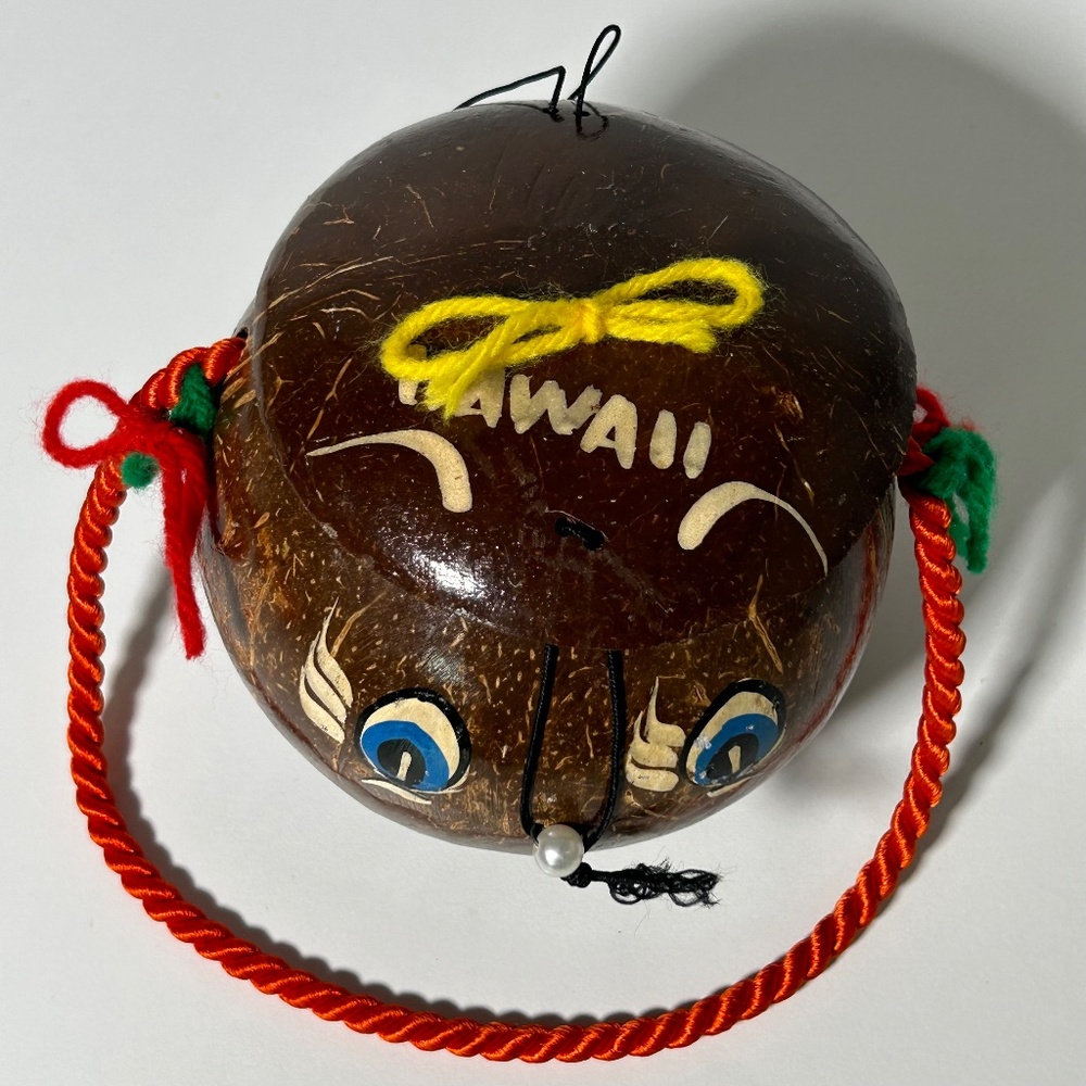 Vintage Coconut Shell Purse Hawaii Kitschy Anthropomorphic Face (13E) - Picture 4 of 8